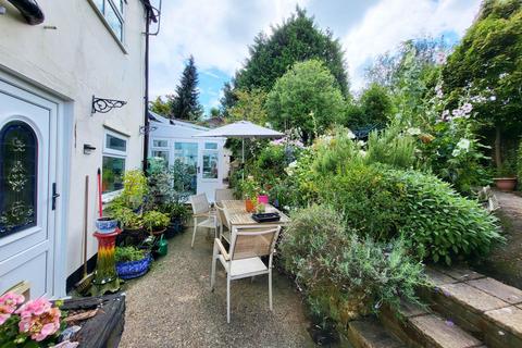 4 bedroom terraced house for sale, Queen Street, Colyton, Devon