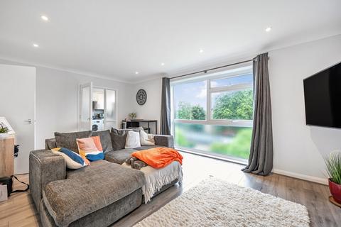 1 bedroom flat for sale, Devonshire Road, Sutton
