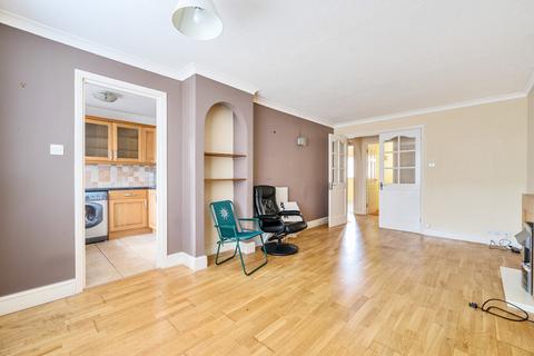 25 Vellum Drive, Carshalton, SM5 2TL