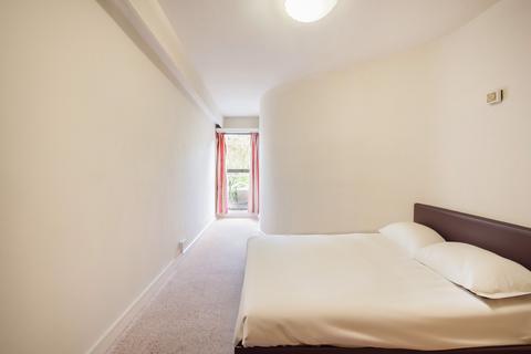 1 bedroom flat for sale, Kendal Steps, St. Georges Fields, London