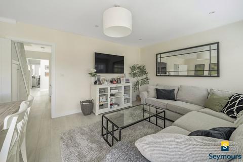 5 Heron Close, Guildford, GU2 9PH