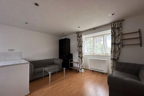 1 bedroom flat to rent, Burrell Close, Edgware