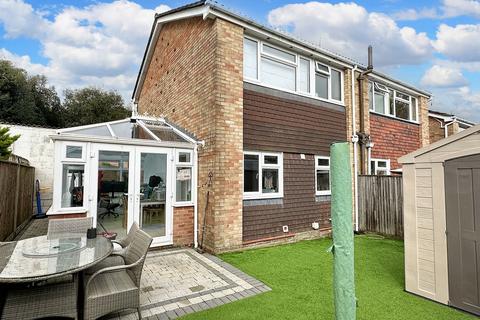 10 Birchdale, Hythe, Southampton, SO45 3HX