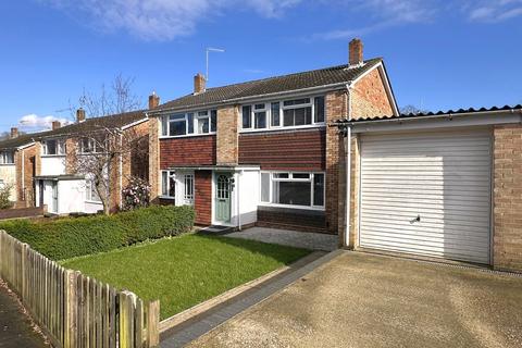 10 Birchdale, Hythe, Southampton, SO45 3HX