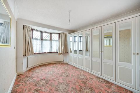23 Beverley Road, Worcester Park, KT4 8LX
