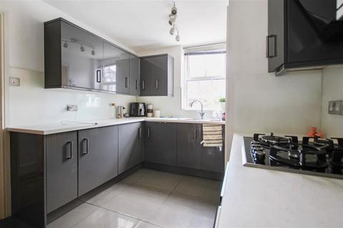 undefined, Dornberg Road, London