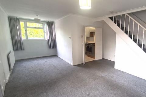 2 bedroom terraced house to rent, Craybury End, New Eltham SE9