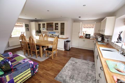 4 bedroom detached house for sale, CONISHOLME ROAD, NORTH SOMERCOTES