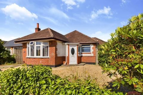 2 bedroom detached bungalow for sale, Mudeford, Christchurch