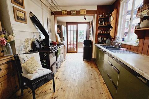 14 Breinton Road, Hereford, HR4 0JX