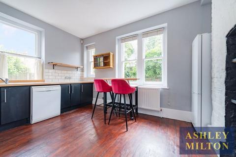 2 bedroom apartment for sale, Castellain Road, Maida Vale