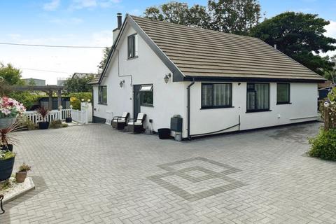 4 bedroom detached house for sale, Valley, Isle of Anglesey