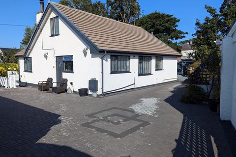 4 bedroom detached house for sale, Valley, Isle of Anglesey