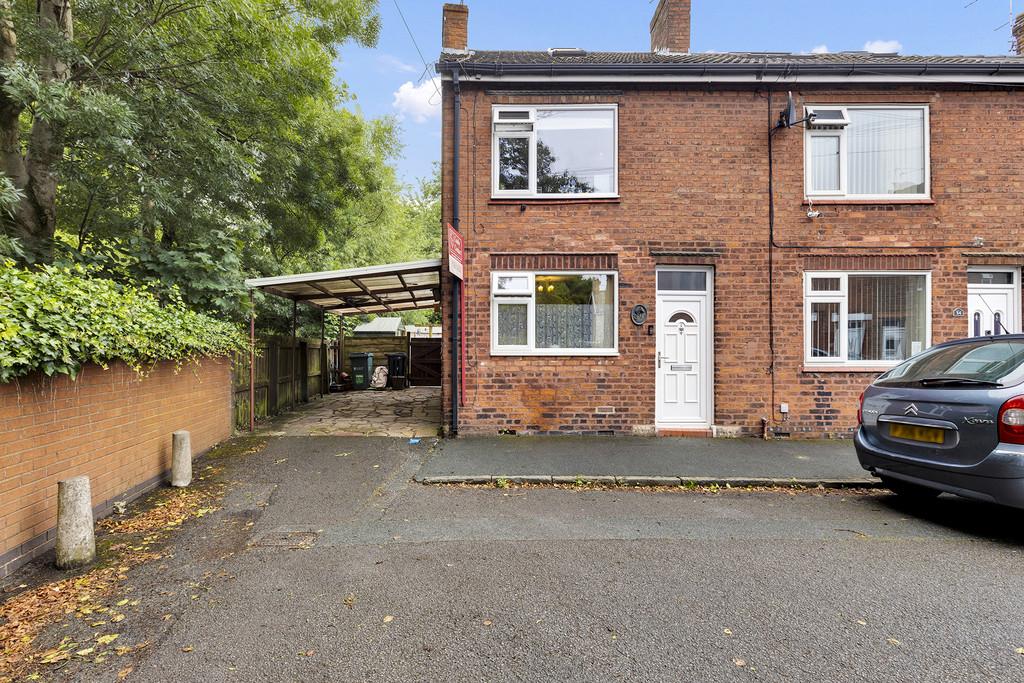 Oak Street, Northwich 3 bed end of terrace house for sale £175,000