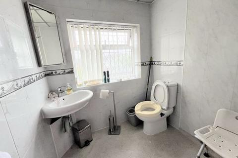 77 Donegal Road, Sutton Coldfield, B74 2AB