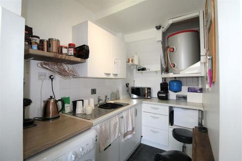 35 Main Road, Queenborough, ME11 5BW