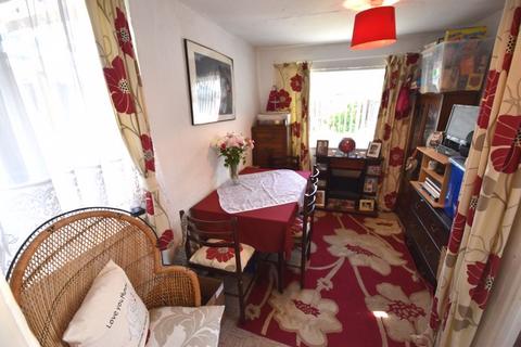 2 Castle Close, Burford, Tenbury Wells, WR15 8AY