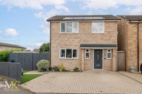 4 bedroom detached house for sale, Gosling Close, Poole BH17