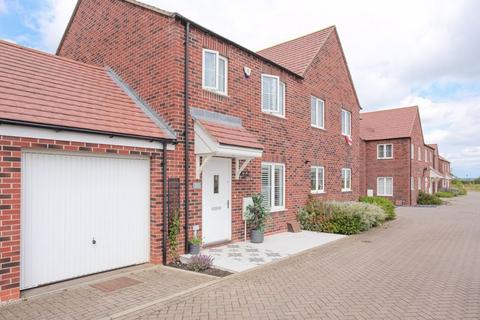 3 bedroom semi-detached house for sale, Ash Drive, Bodicote, Banbury