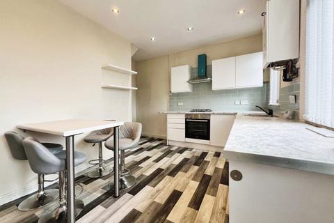 278 Plodder Lane, Farnworth, Bolton, BL4 0BS