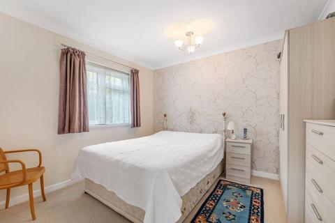 21 Melrose Crescent, Orpington, BR6 9NT