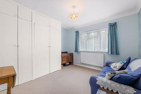 21 Melrose Crescent, Orpington, BR6 9NT