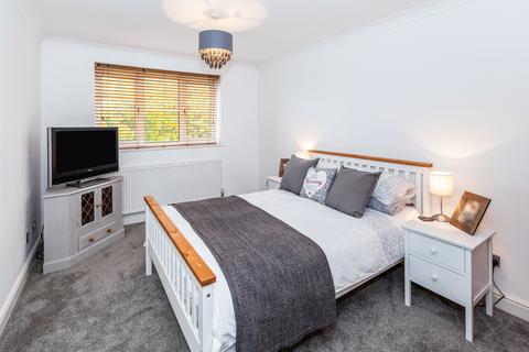 1 bedroom flat to rent, Burnham Heights, Slough