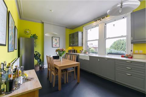 3 bedroom maisonette for sale, Birdhurst Rise, South Croydon