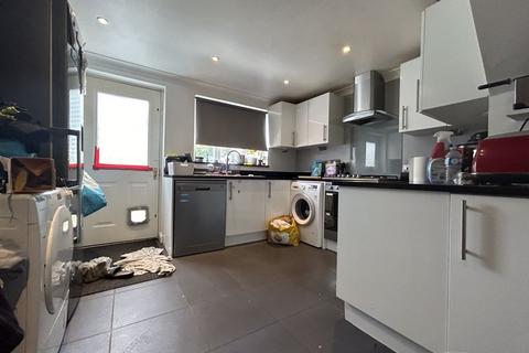 3 bedroom terraced house for sale, Flaxley Gate, Milton Keynes