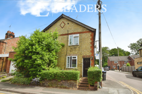 3 bedroom end of terrace house to rent, Southmill Road, Bishops Stortford, CM23