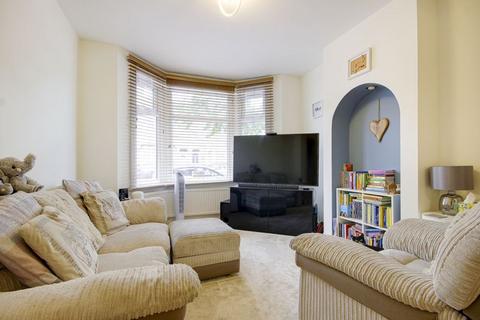 5 bedroom terraced house for sale, Warwick Road, Edmonton