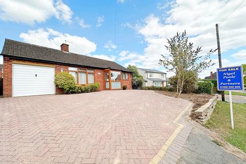 2 bedroom detached bungalow for sale, Holloway, Pershore