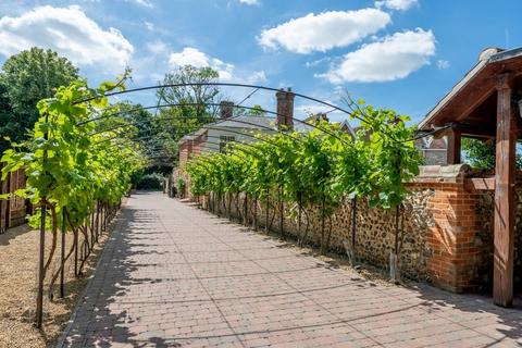 6 bedroom detached house for sale, Coltishall