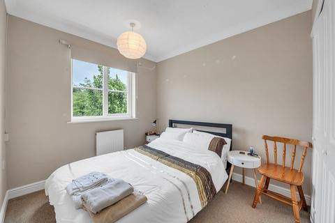 15 Cranes Meadow, Harleston, IP20 9BY