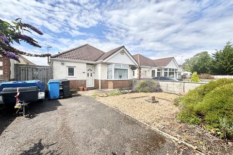 2 bedroom bungalow for sale, Kinson Avenue, Poole BH15