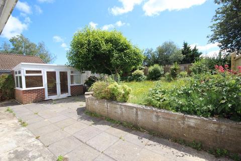 3 bedroom bungalow for sale, Halstock Crescent, Poole BH17