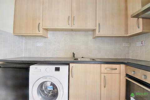 1 bedroom apartment to rent, Howell Road, Exeter EX4