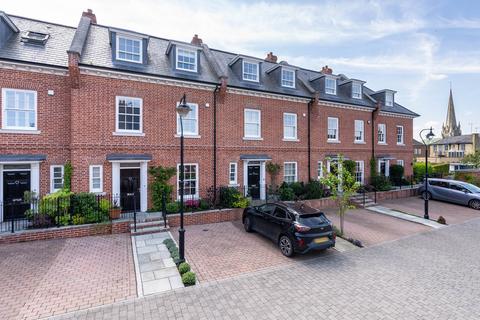 4 bedroom terraced house for sale, White Horse Mews, Dorking