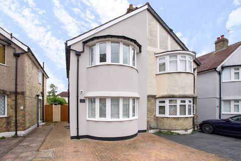 132 Brixham Road, Welling, DA16 1EJ