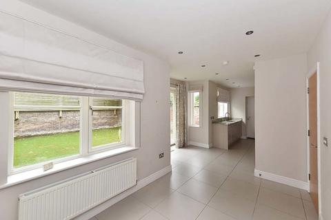undefined, Moorside, Knutsford