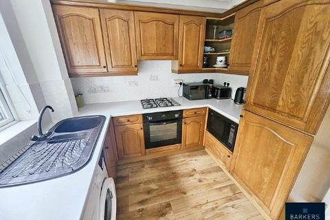 3 bedroom terraced house for sale, Rochester Road, Birstall, Batley