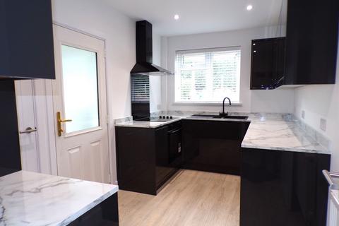 3 bedroom semi-detached house to rent, Nottingham NG5