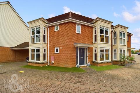 3 bedroom semi-detached house for sale, Silvo Road, Queens Hill, Norwich