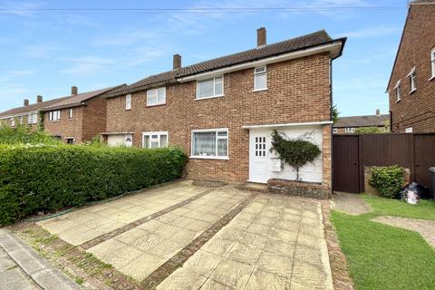 3 bedroom semi-detached house for sale, Brays Road, Luton, Bedfordshire, LU2 9DD