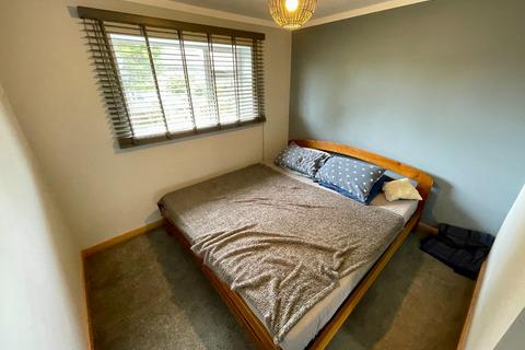 10 Brays Road, Luton, LU2 9DD