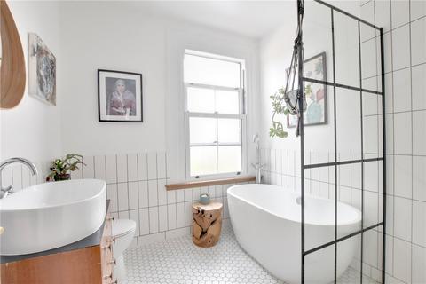 115 Braidwood Road, London, SE6 1QY
