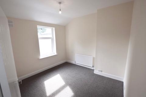 2 bedroom terraced house to rent, Cavendish Road, Rotherham, South Yorkshire, S61 1BW