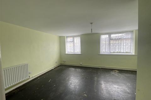 1 bedroom ground floor flat for sale, Lancaster Close, Ramsgate, Kent