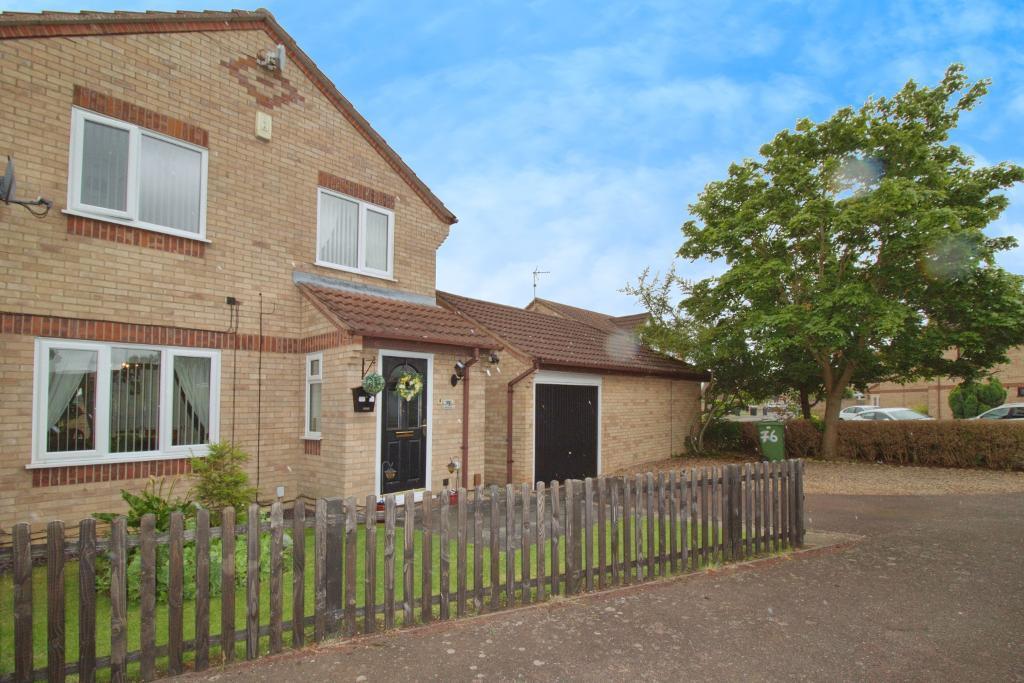 Front view &amp; Garage