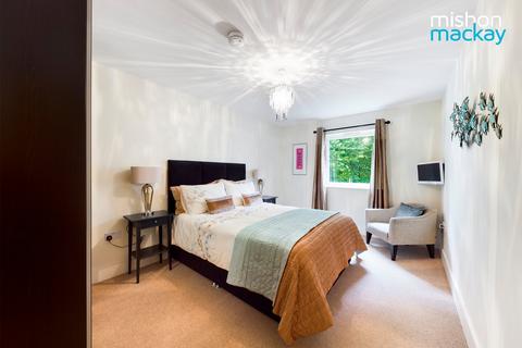 2 bedroom flat to rent, The Upper Drive, Hove, East Sussex, BN3